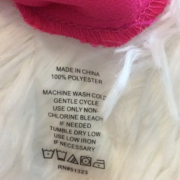 Riley and Rae Peplum Top Sz M - Picture 8 of 12